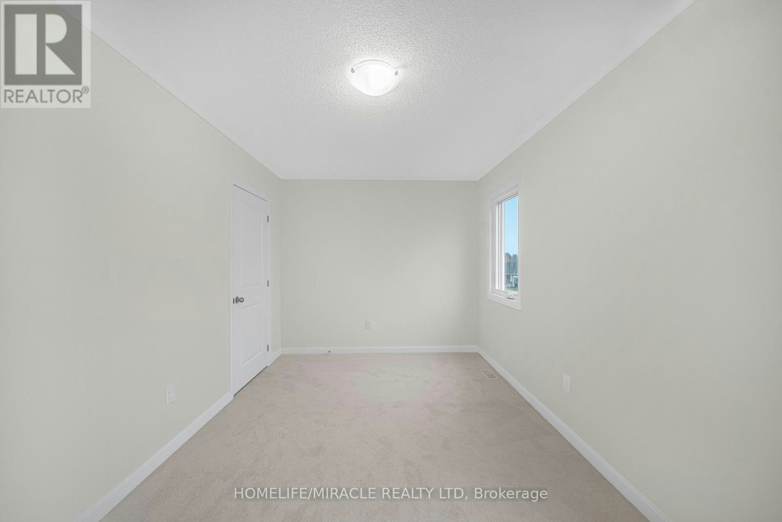 8 Royal Oak Crescent, Loyalist, ON, K0H 1G0 - 24