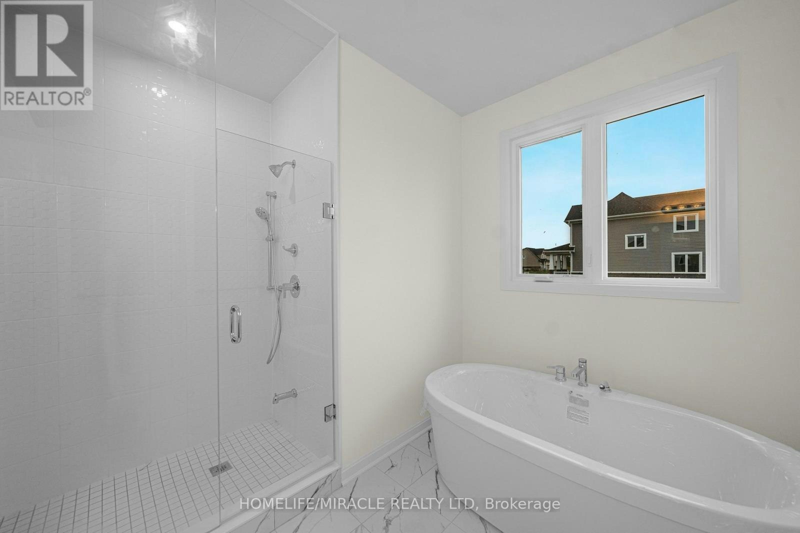 8 Royal Oak Crescent, Loyalist, ON, K0H 1G0 - 15