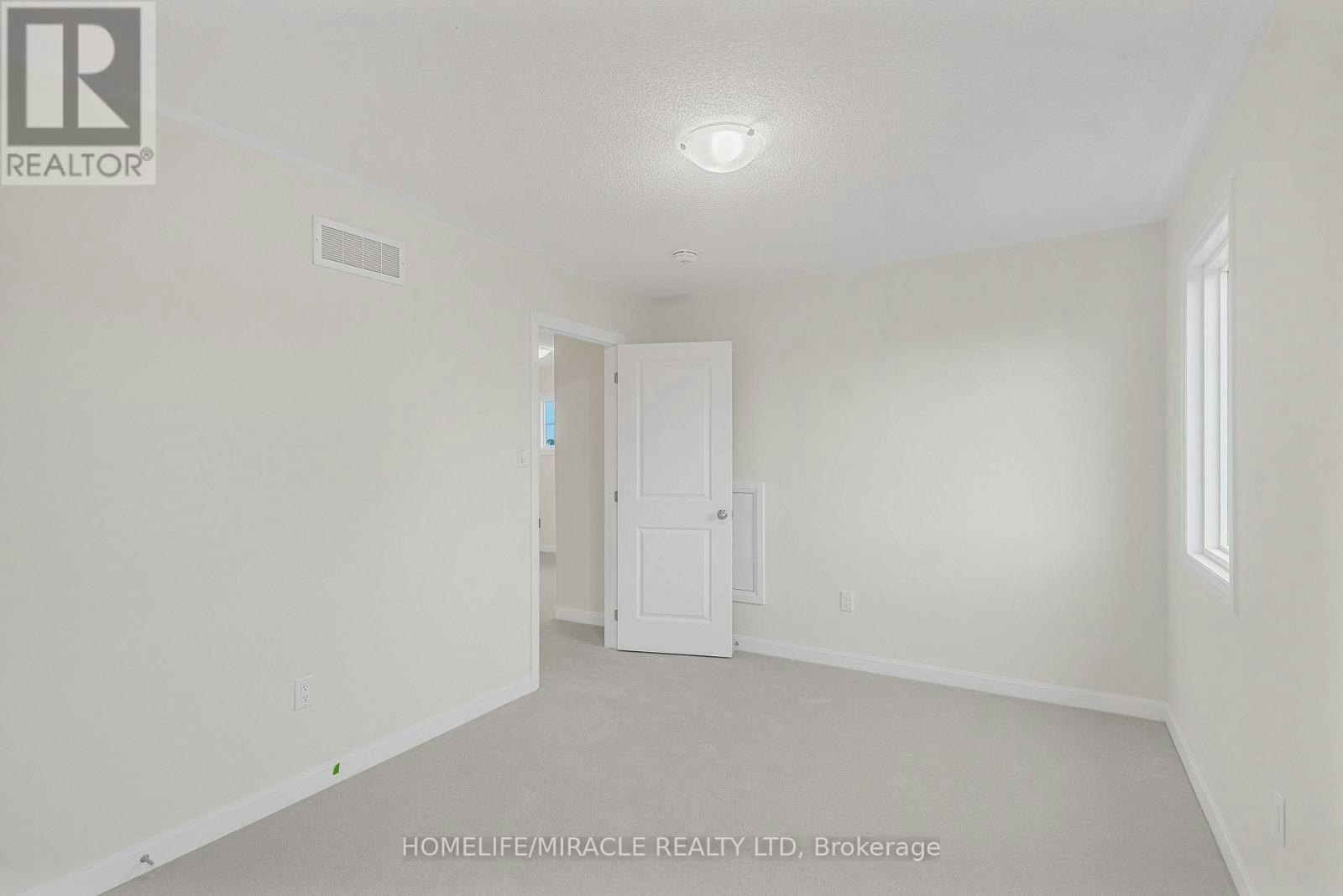 8 Royal Oak Crescent, Loyalist, ON, K0H 1G0 - 29