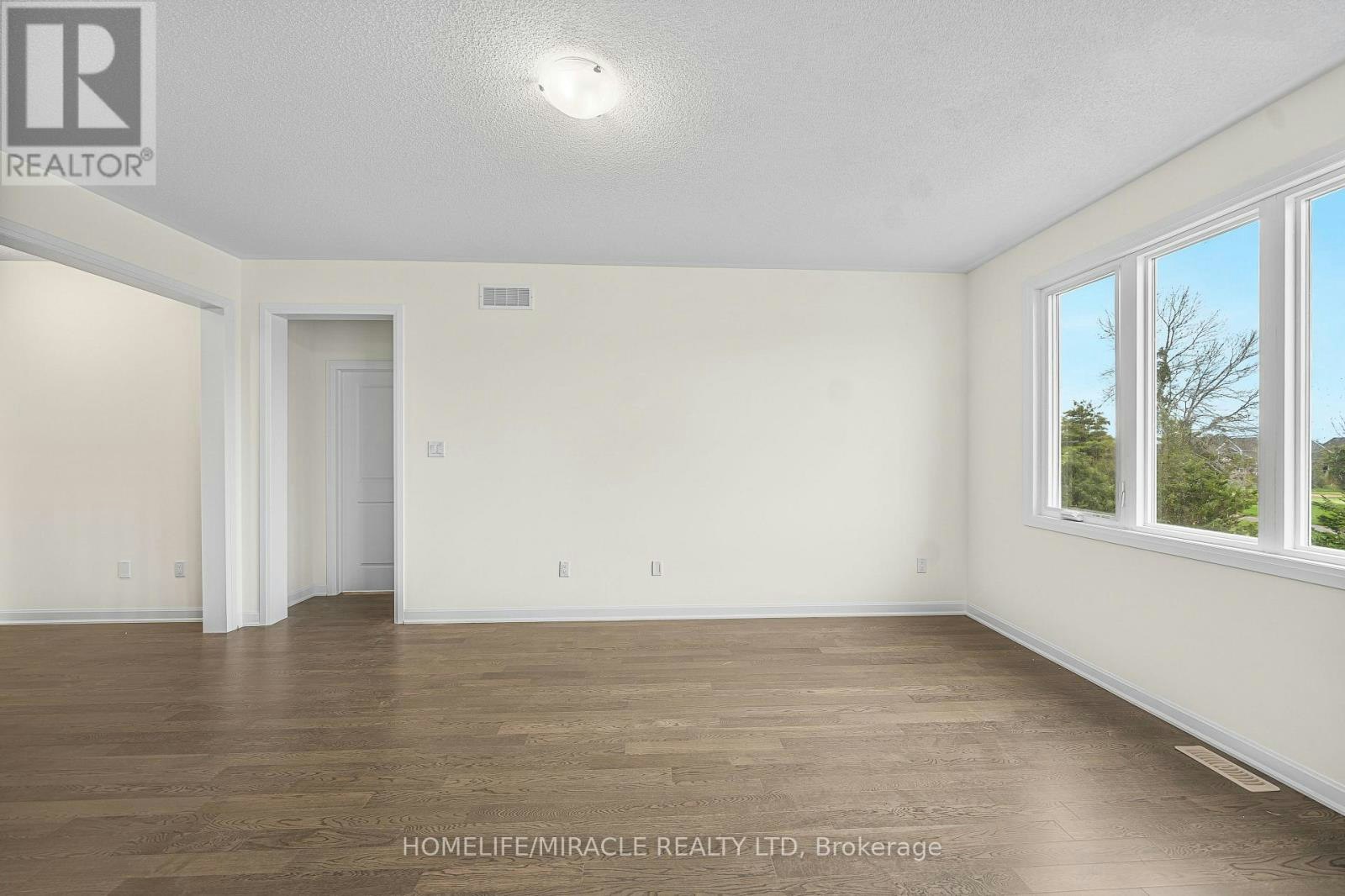 8 Royal Oak Crescent, Loyalist, ON, K0H 1G0 - 17