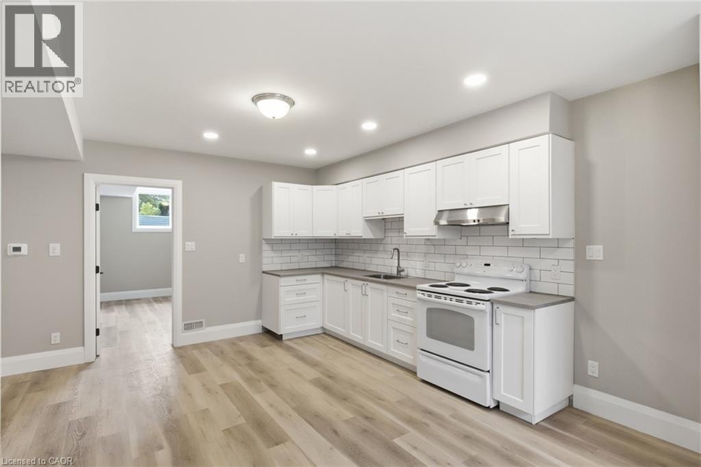 296 St Ann Avenue, Township of Wilmot, ON, N0B 2L0 - 16