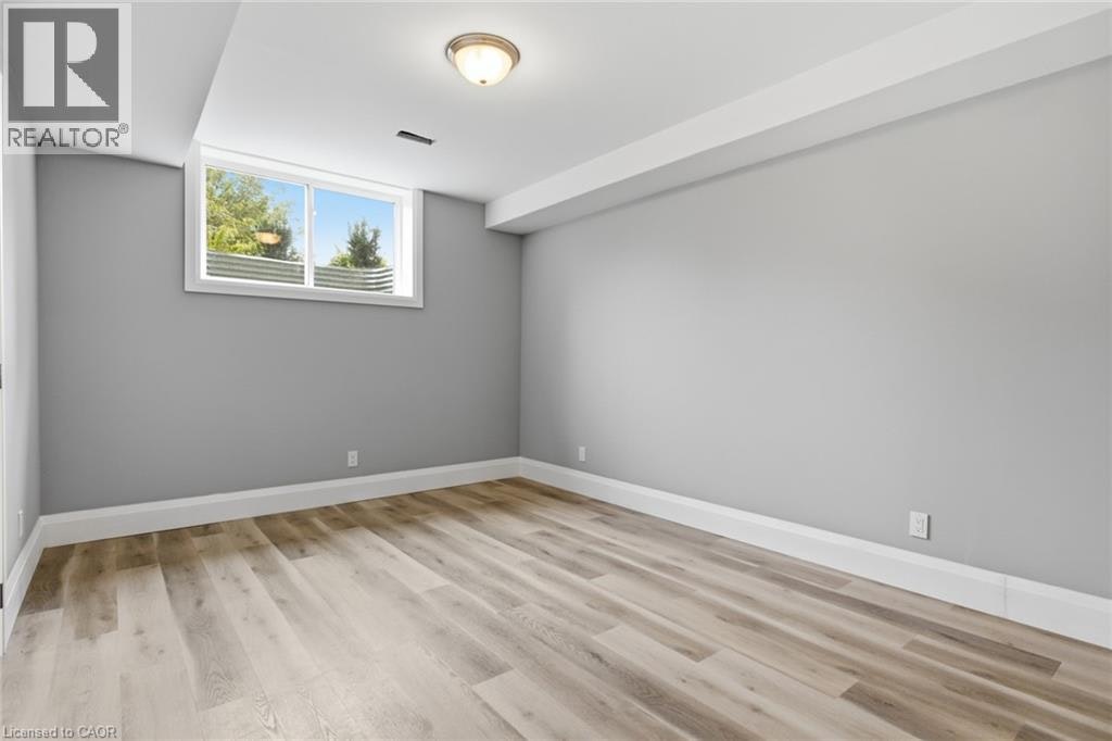 296 St Ann Avenue, Township of Wilmot, ON, N0B 2L0 - 17