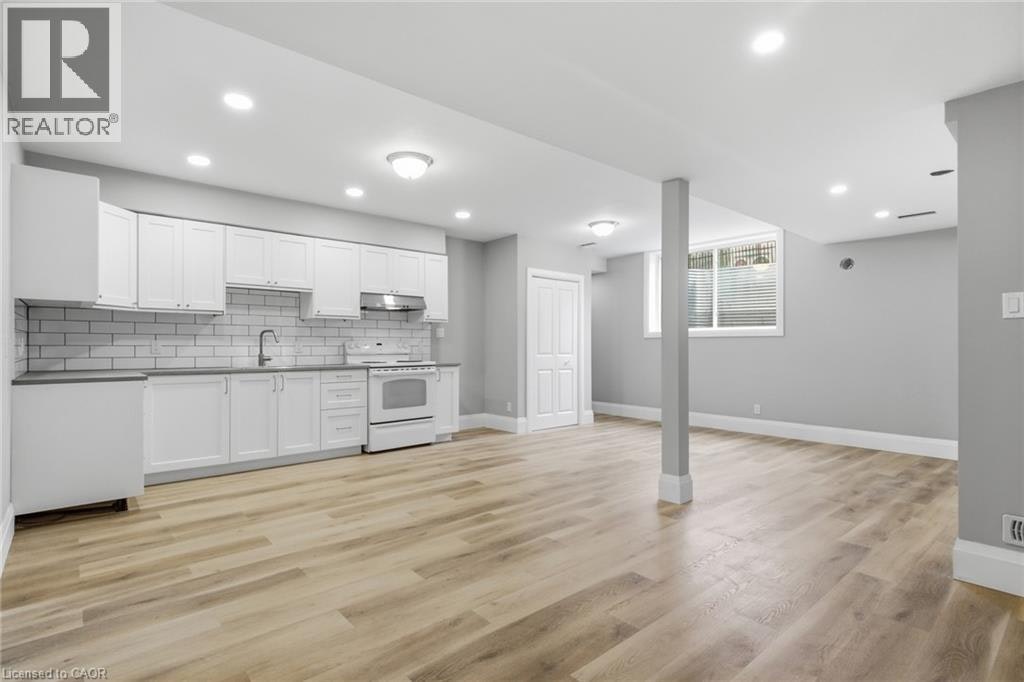 296 St Ann Avenue, Township of Wilmot, ON, N0B 2L0 - 9