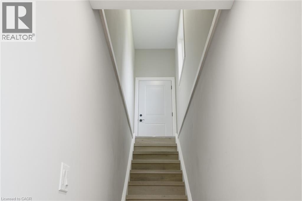 296 St Ann Avenue, Township of Wilmot, ON, N0B 2L0 - 5