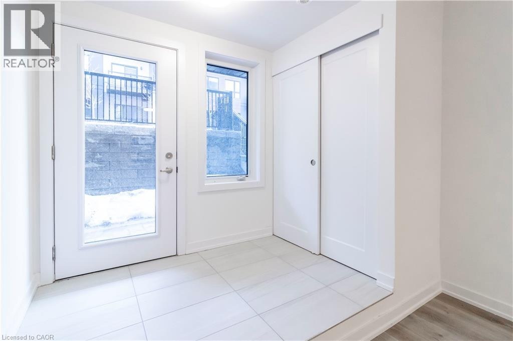 M10-40 Palace Street, Kitchener, ON, N2E 0L2