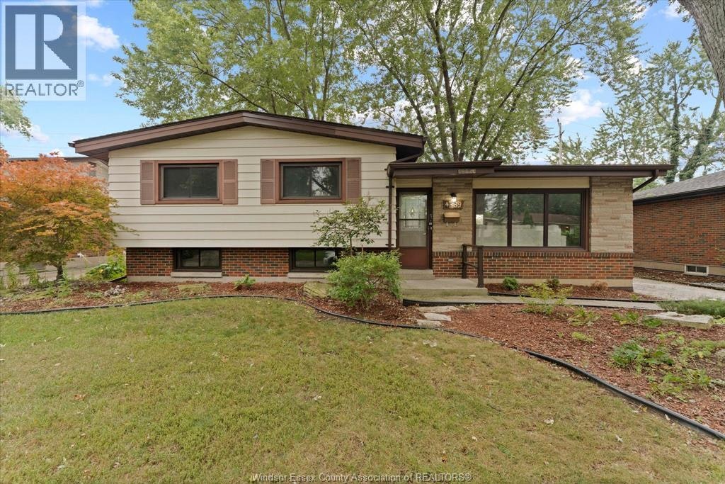 4339 Ashfield Crescent, Windsor, ON, N9W 4K9