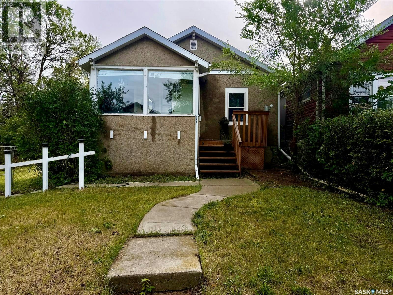 1449 Mcintosh Street, Regina, SK, S4T 5C4