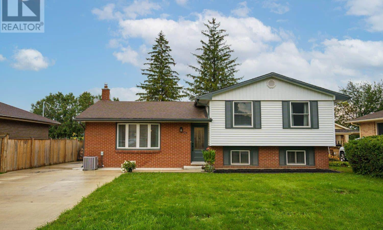 93 Goldwick Crescent