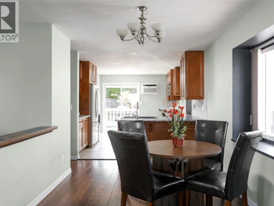 8-6400 Spencer Road - 4