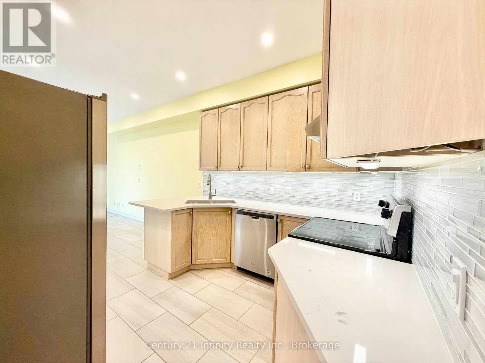1171 Springbank Drive, Oshawa, ON, L1K 2M9 - 8