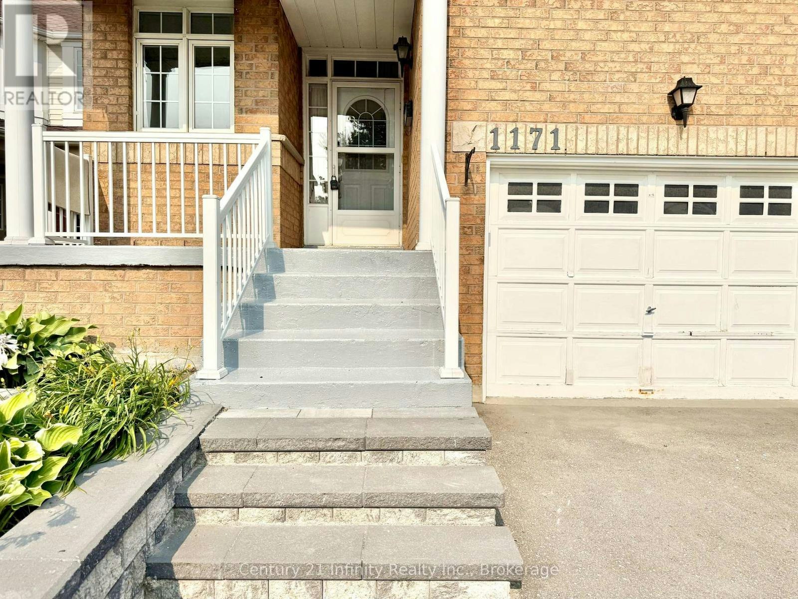 1171 Springbank Drive, Oshawa, ON, L1K 2M9 - 3