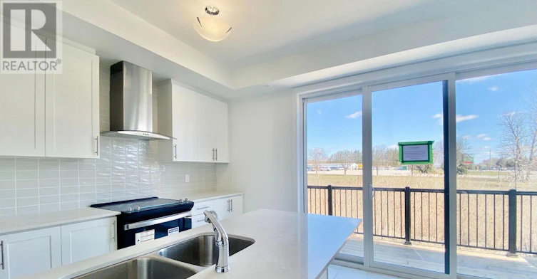 21 Elkington Crescent, Whitby, ON, L1P 0L7 - 12