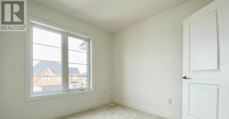 21 Elkington Crescent, Whitby, ON, L1P 0L7 - 21