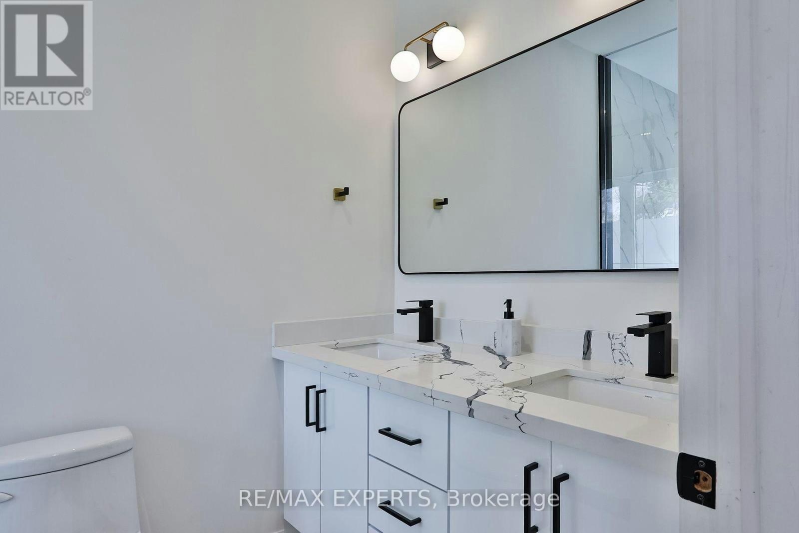 23B Maple Avenue, Mississauga, ON, L5H 2S1 - 14