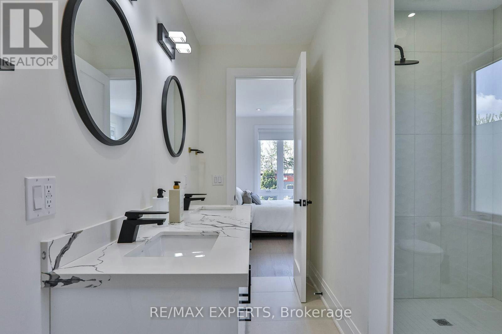 23B Maple Avenue, Mississauga, ON, L5H 2S1 - 20