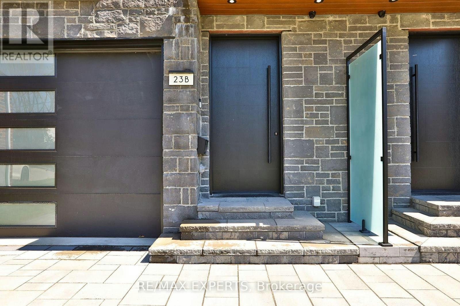 23B Maple Avenue, Mississauga, ON, L5H 2S1 - 34