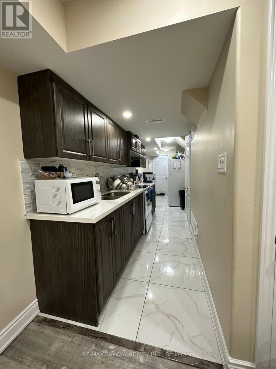 BASEMENT-71 Vezna Crescent, Brampton, ON, L6X 5K4 - 5