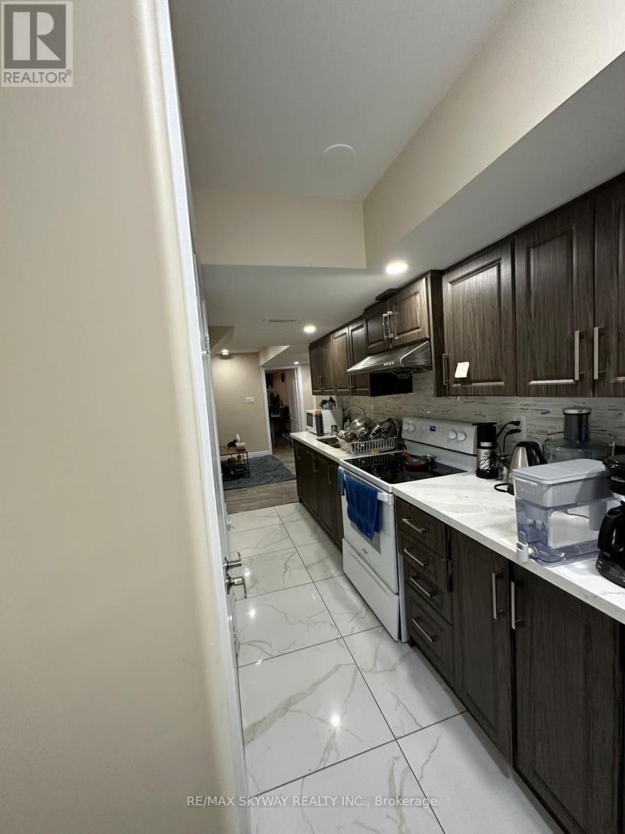 BASEMENT-71 Vezna Crescent, Brampton, ON, L6X 5K4 - 4