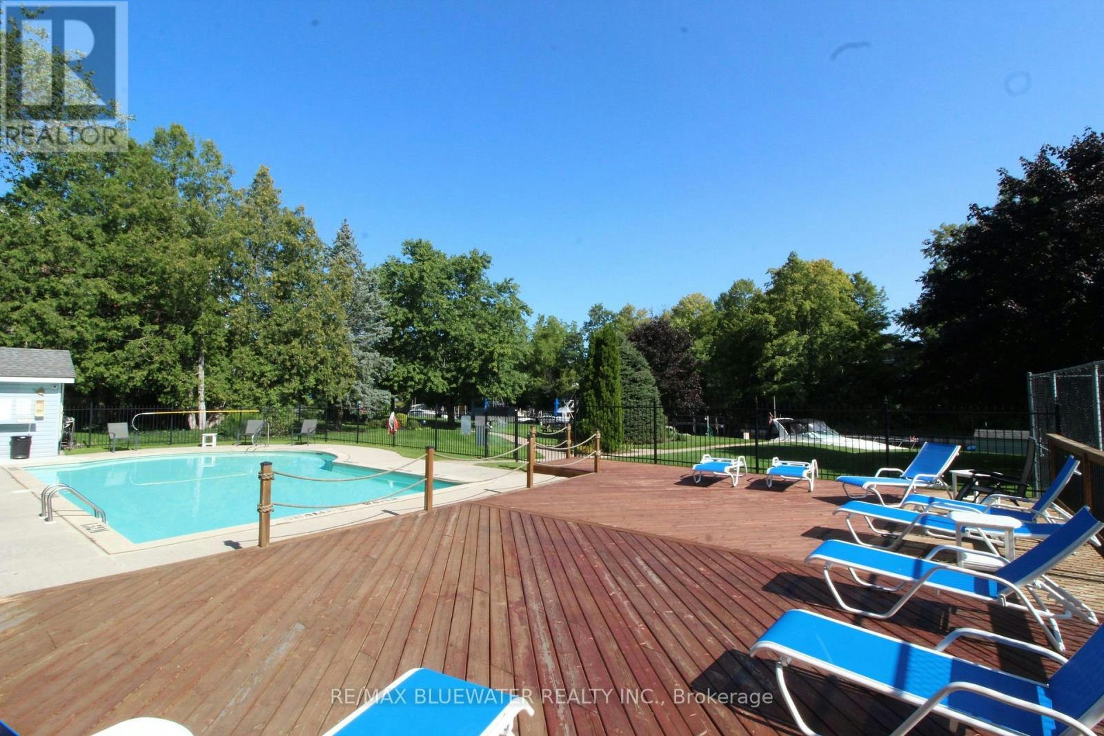 7-48 Ontario Street S, Lambton Shores, ON, N0M 1T0 - 28