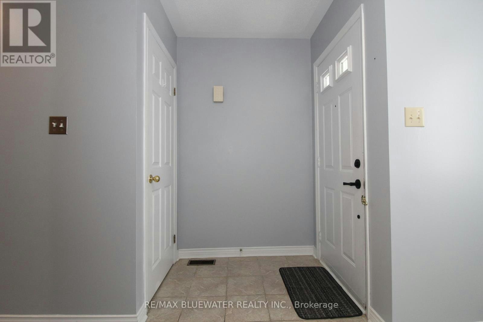 7-48 Ontario Street S, Lambton Shores, ON, N0M 1T0 - 6