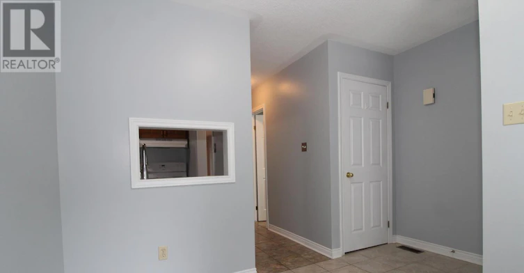 7-48 Ontario Street S, Lambton Shores, ON, N0M 1T0 - 8