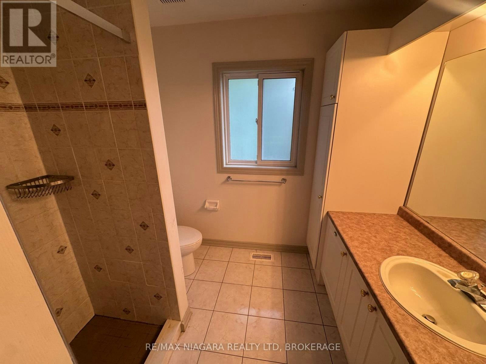 72 Ridge Road S, Fort Erie, ON, L0S 1B0 - 15