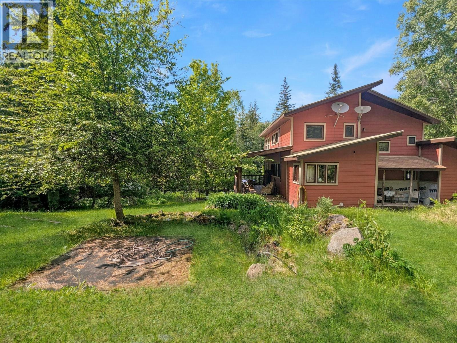 8802 Martens Road, Slocan, BC, V0G 2C0