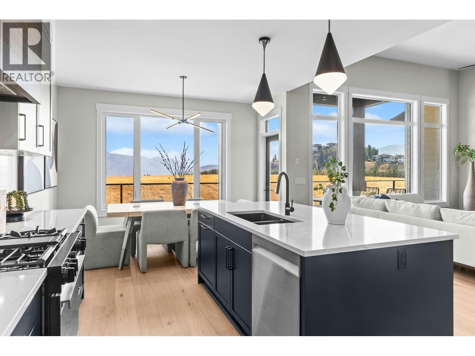 2531 Pinnacle Ridge Drive, West Kelowna, BC, V4T 0G4 - 11