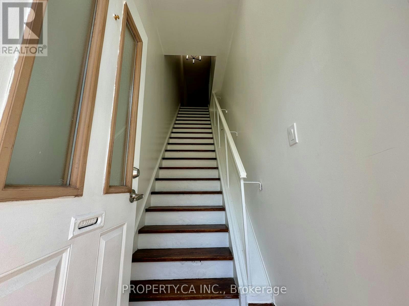 A-1854 Danforth Avenue, Toronto, ON, M4C 1J4 - 20