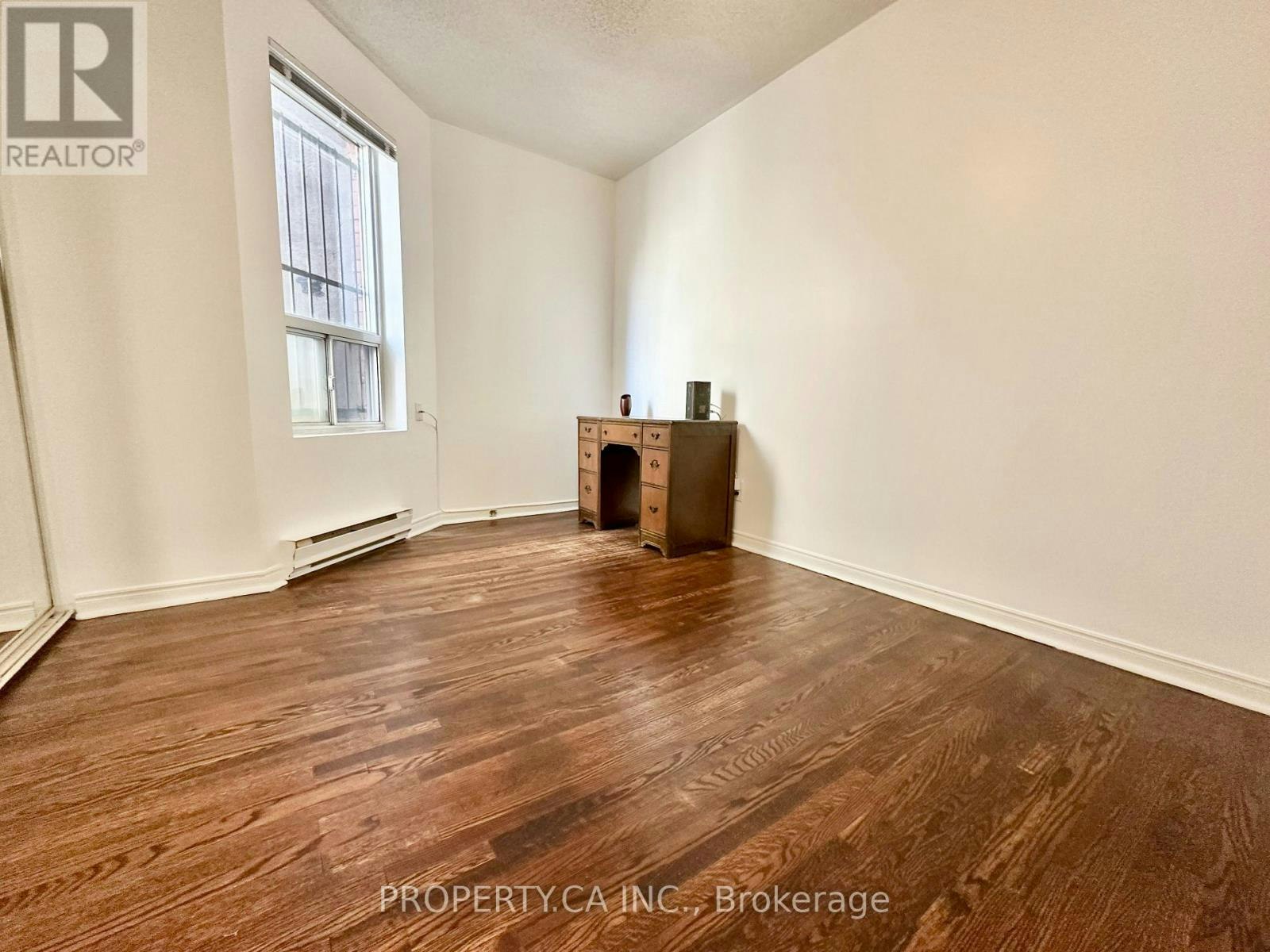 A-1854 Danforth Avenue, Toronto, ON, M4C 1J4 - 6