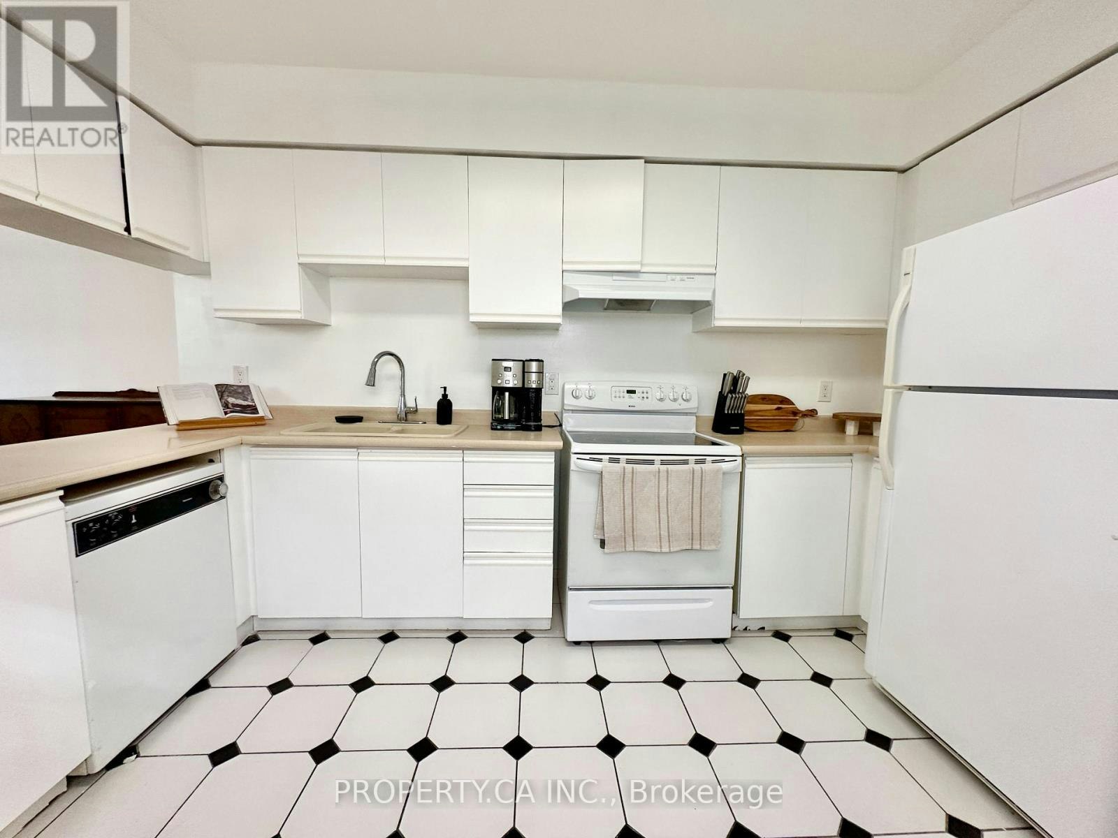 A-1854 Danforth Avenue, Toronto, ON, M4C 1J4 - 17