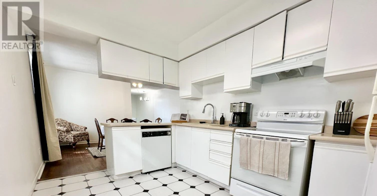 A-1854 Danforth Avenue, Toronto, ON, M4C 1J4 - 18