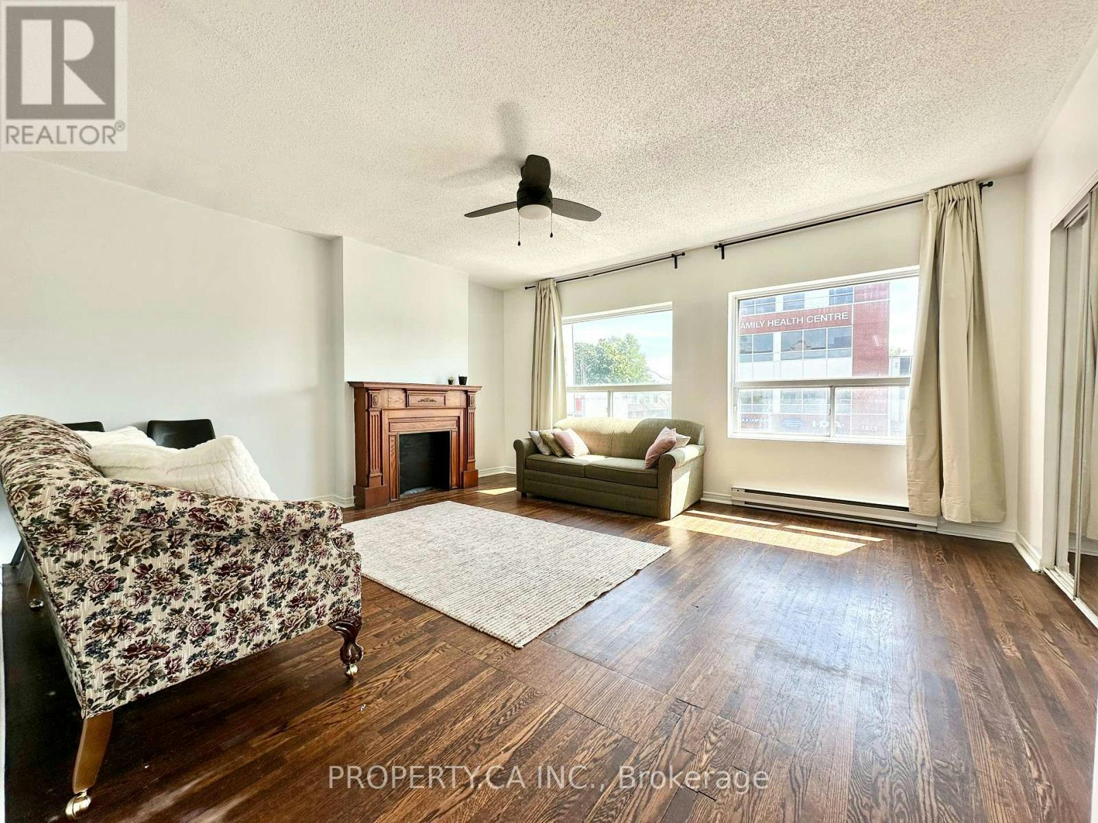 A-1854 Danforth Avenue, Toronto, ON, M4C 1J4 - 2