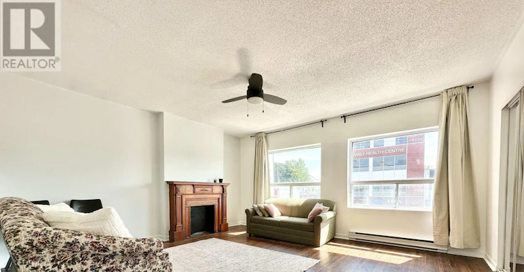 A-1854 Danforth Avenue, Toronto, ON, M4C 1J4 - 2