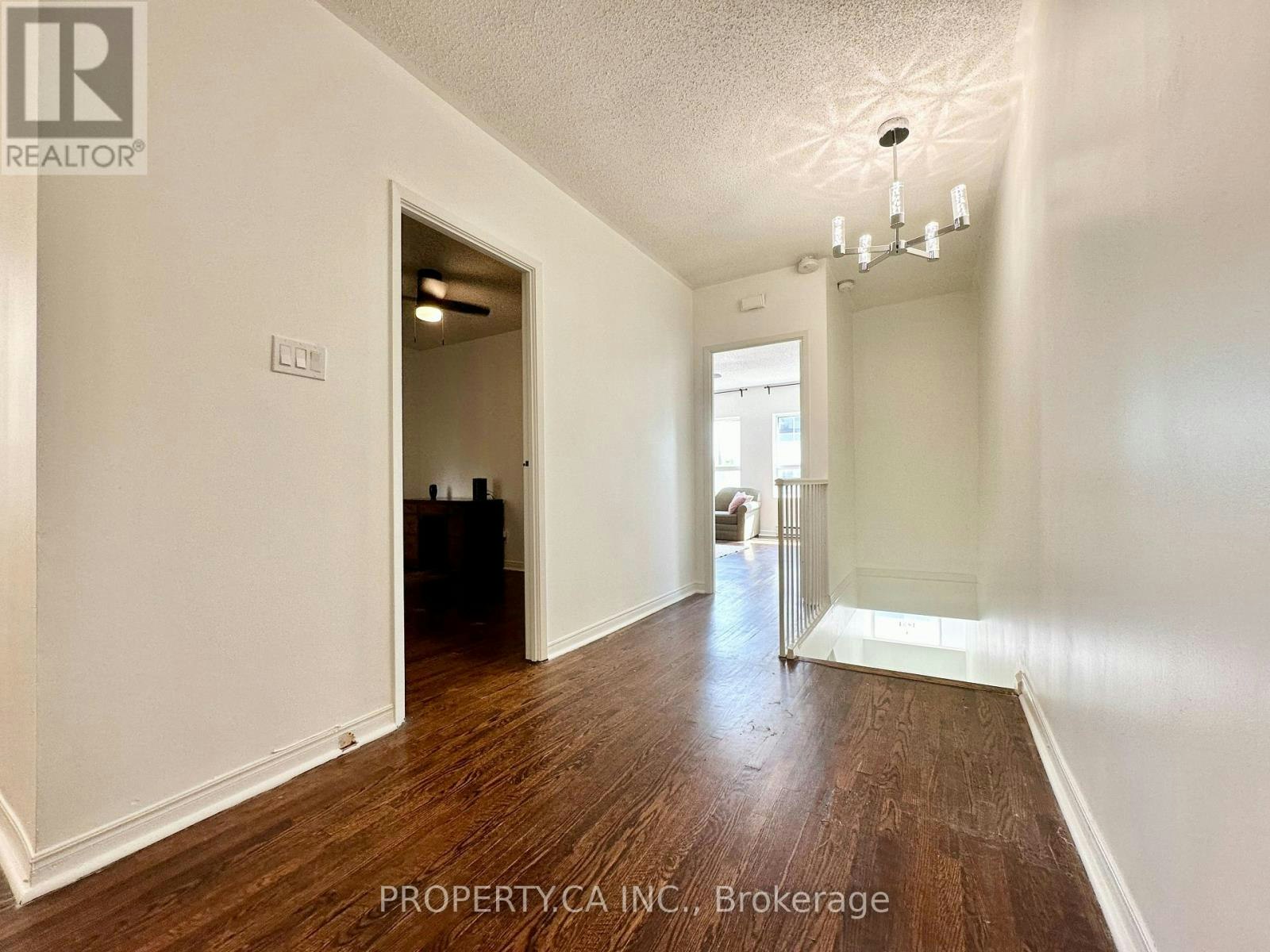 A-1854 Danforth Avenue, Toronto, ON, M4C 1J4 - 5