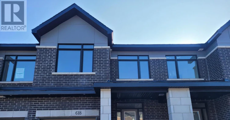 618 Rathburn Lane, Ottawa, ON, K1T 0V7