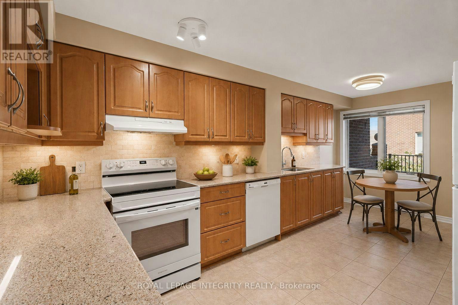 26-403 Stratas Circuit, Ottawa, ON, K2L 3K6 - 8