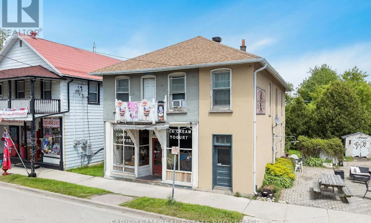 236 Barrie Street