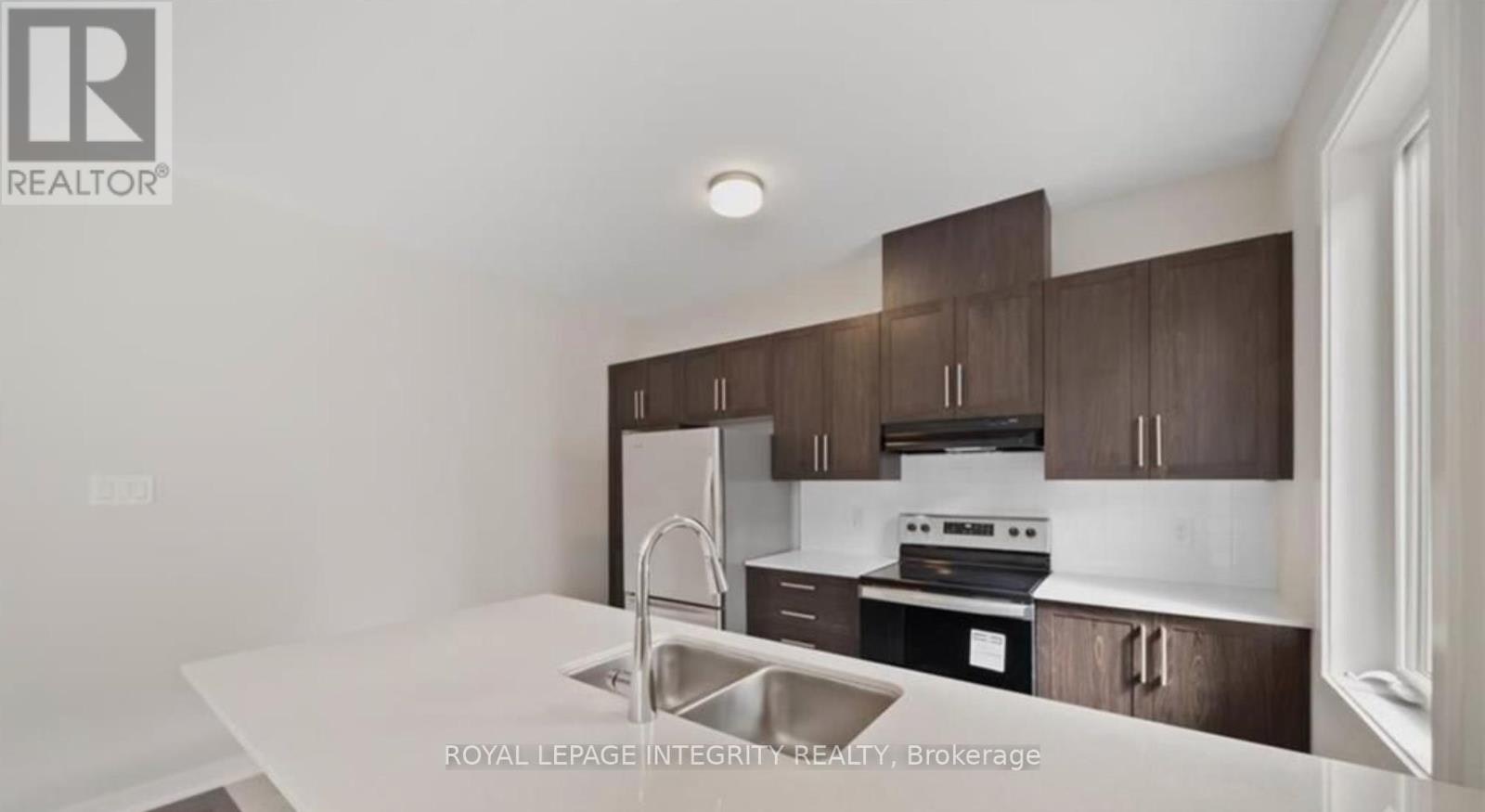 414 Epoch Street, Manotick, ON, K2J 6X5 - 3