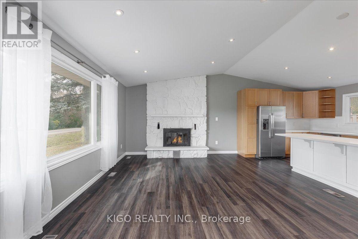 UPPER-5 Evelyn Avenue, Georgina, ON, L4P 3C8 - 12