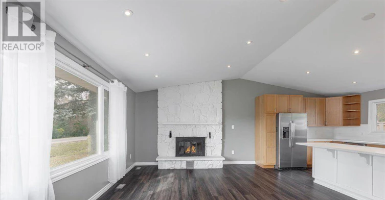 UPPER-5 Evelyn Avenue, Georgina, ON, L4P 3C8 - 12