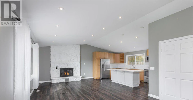 UPPER-5 Evelyn Avenue, Georgina, ON, L4P 3C8 - 9