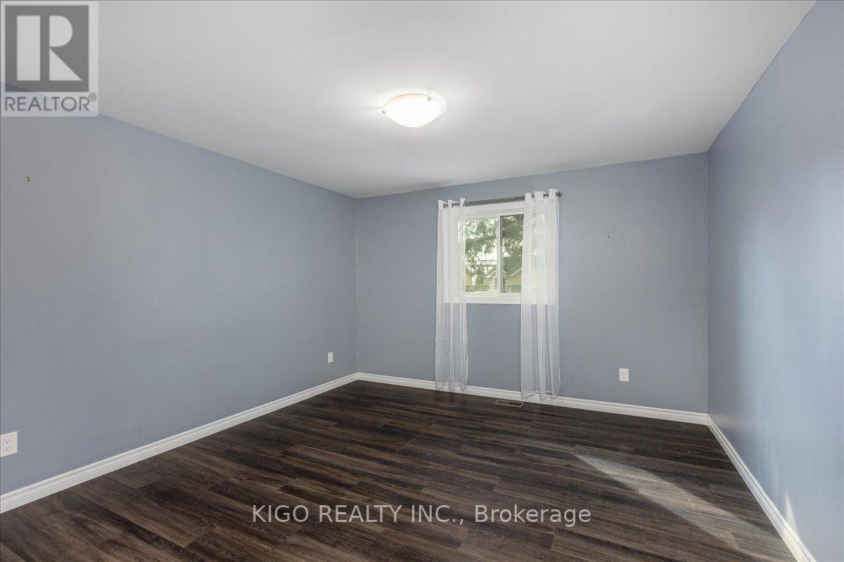 UPPER-5 Evelyn Avenue, Georgina, ON, L4P 3C8 - 20