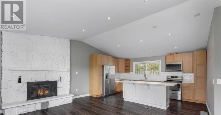 UPPER-5 Evelyn Avenue, Georgina, ON, L4P 3C8 - 13