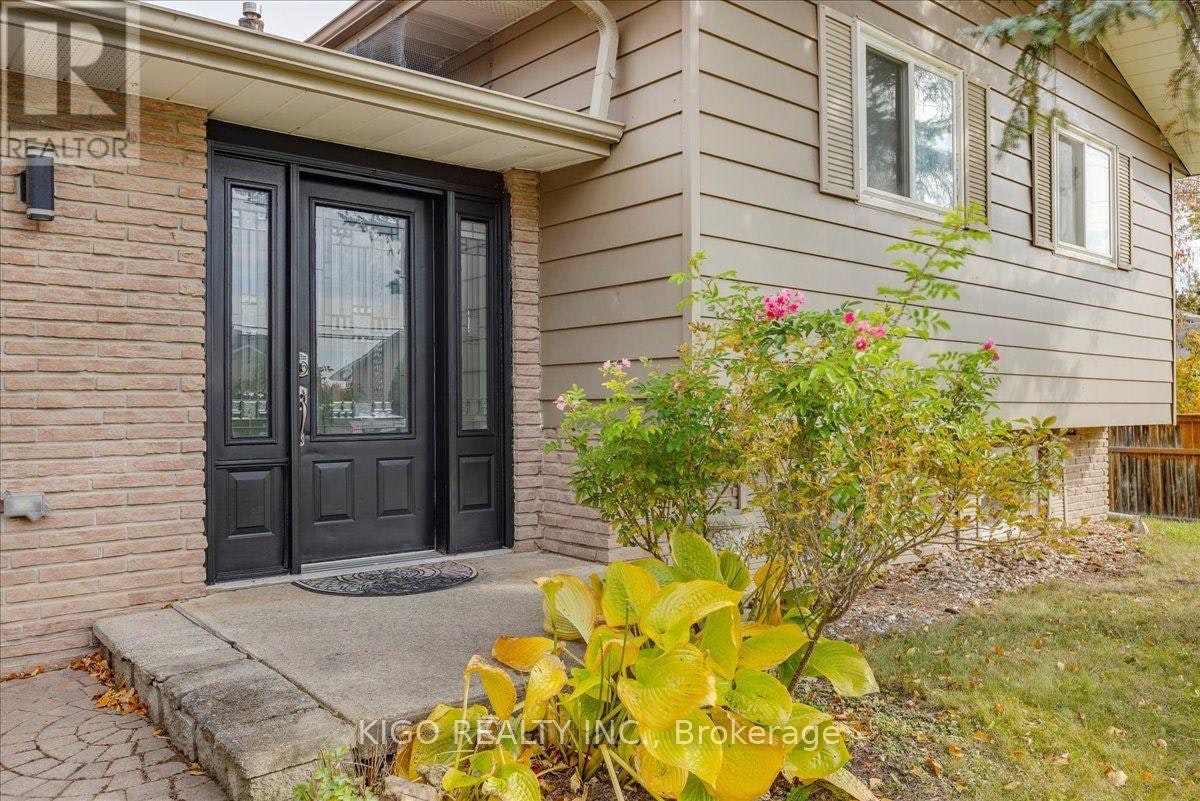 UPPER-5 Evelyn Avenue, Georgina, ON, L4P 3C8 - 8