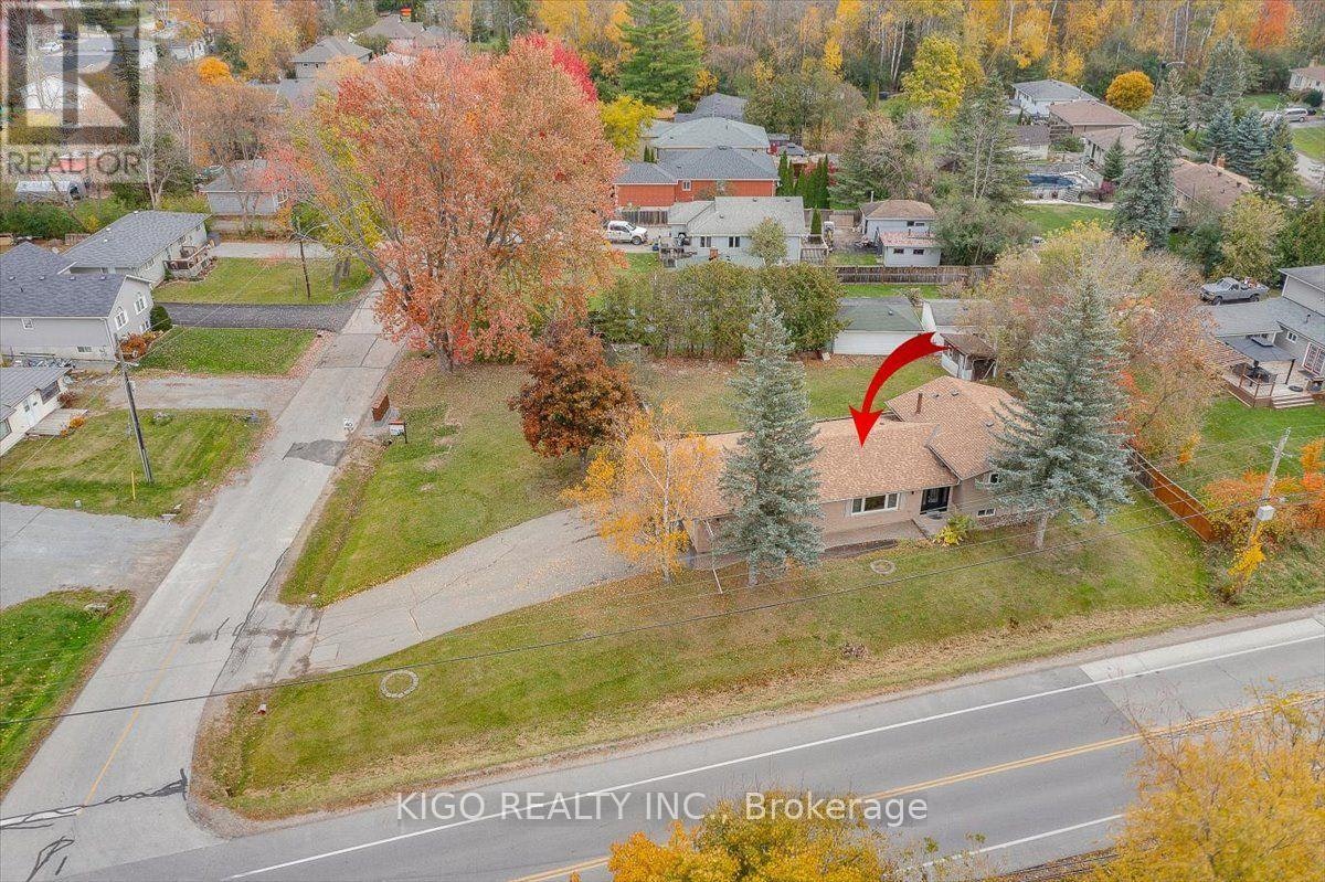UPPER-5 Evelyn Avenue, Georgina, ON, L4P 3C8 - 4