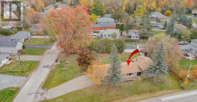 UPPER-5 Evelyn Avenue, Georgina, ON, L4P 3C8 - 4