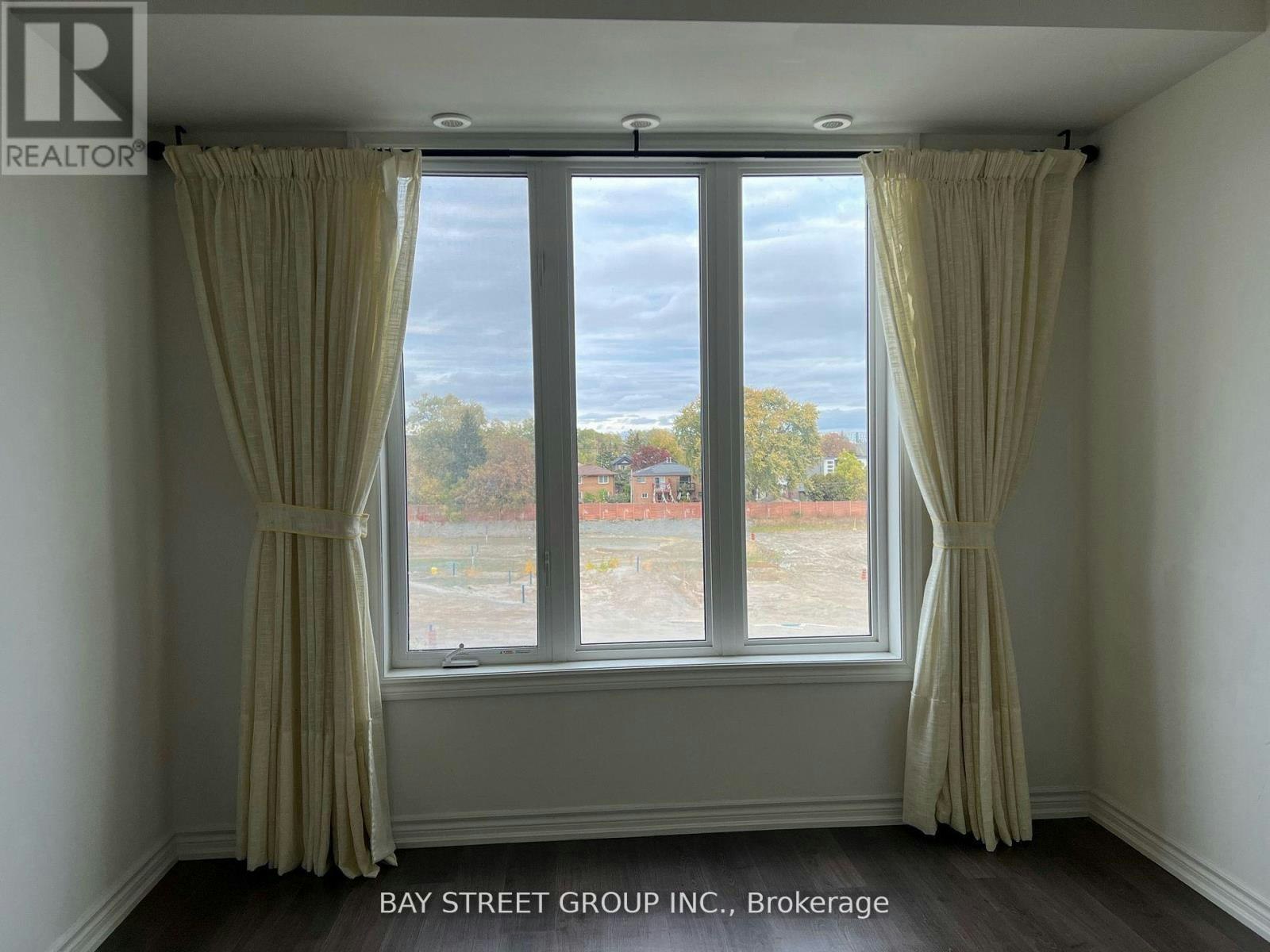 15-115 Long Branch Avenue, Toronto, ON, M8W 0A9 - 10