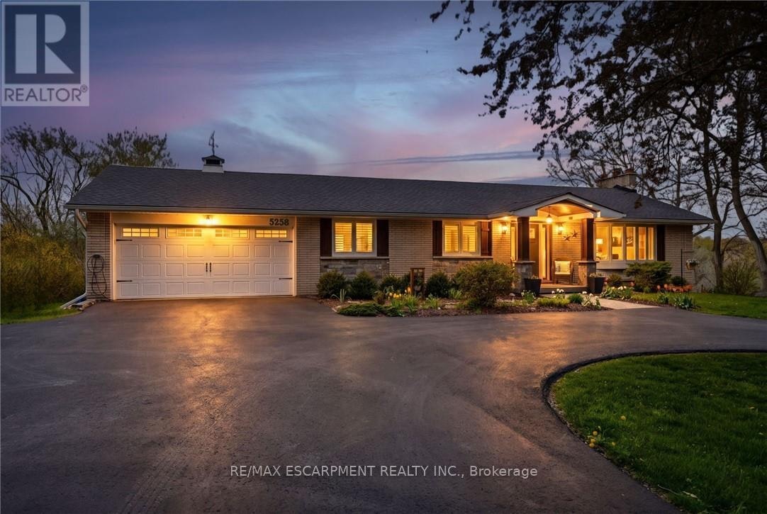 5258 Cedar Springs Road, Burlington, ON, L7P 0B9