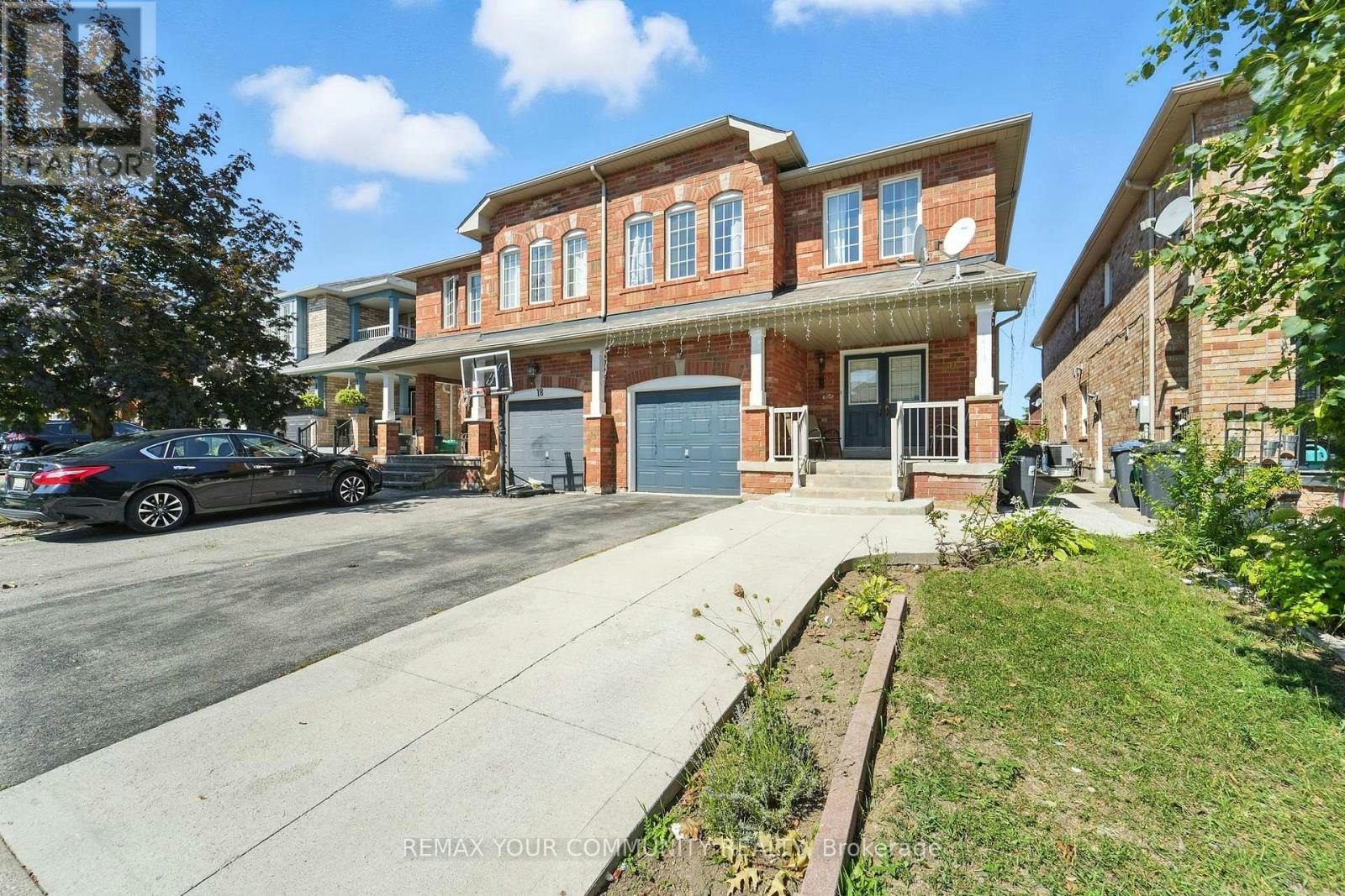 20 Capistro Street E, Brampton, ON, L7A 3H7 - 2